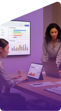 Empresas que precisam estruturar relatórios e dashboards com controle de acesso