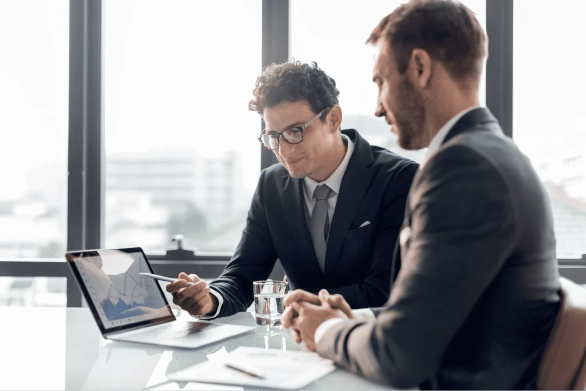 Professional services: por que contratar na sua empresa?